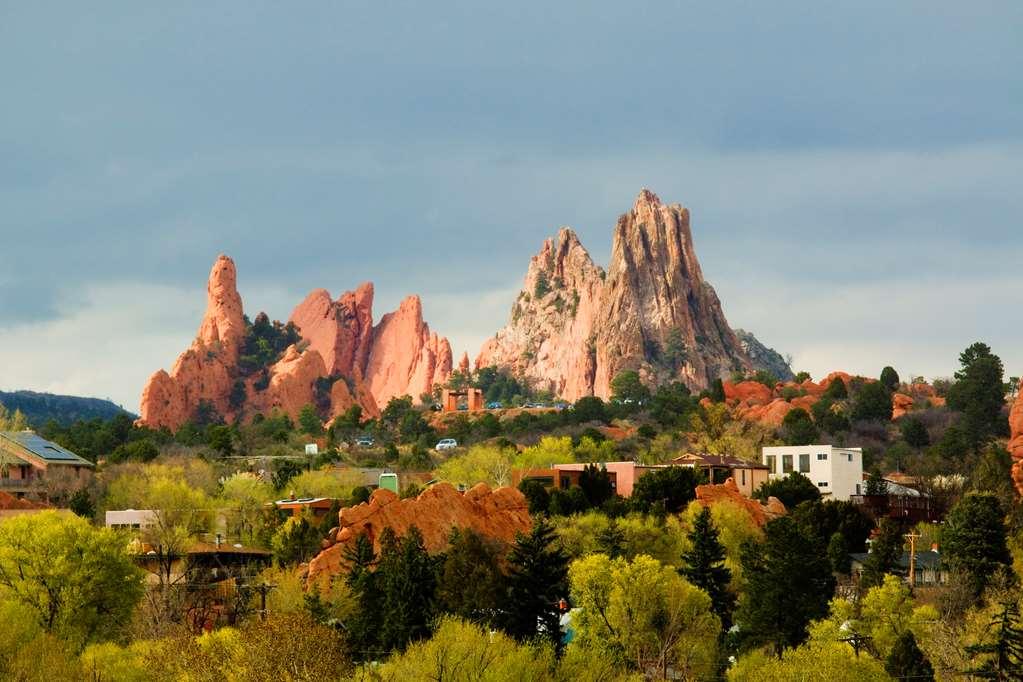 Radisson Hotel Colorado Springs Airport Exterior photo