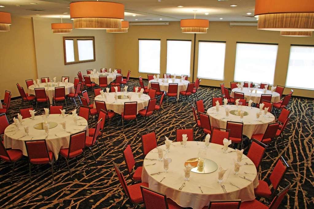 Radisson Hotel Colorado Springs Airport Facilities photo