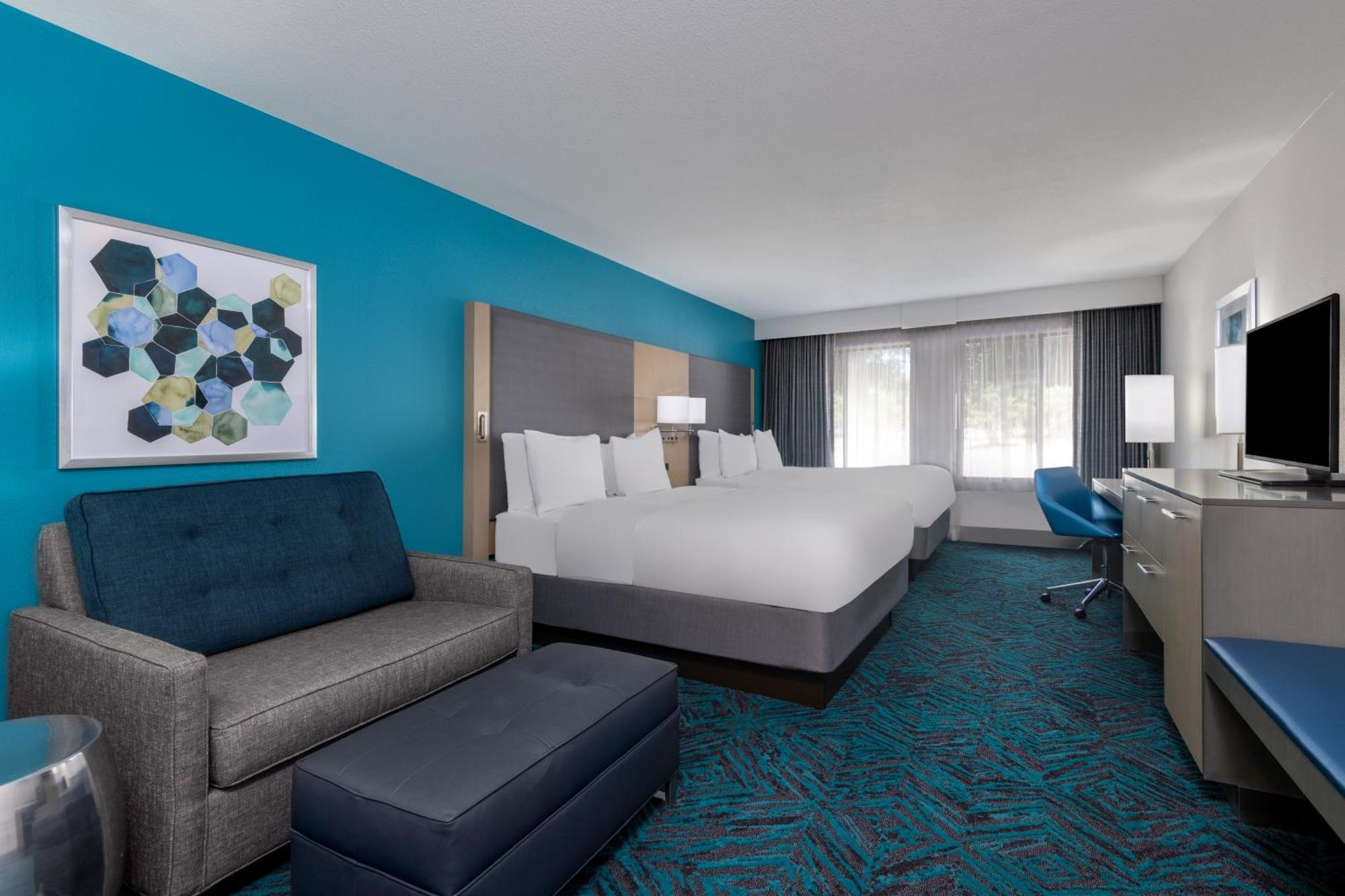 Radisson Hotel Colorado Springs Airport Exterior photo